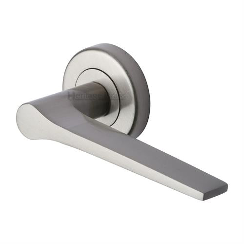 Gio Door Handle on Round Rose