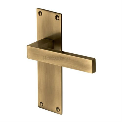 Metro Door Handle on Plate (Lever Latch)