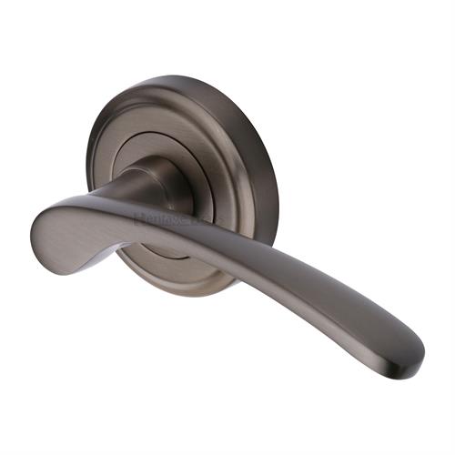 Sophia Door Handle on Round Rose
