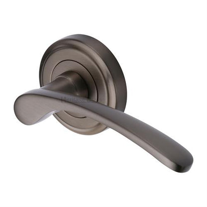 Sophia Door Handle on Round Rose